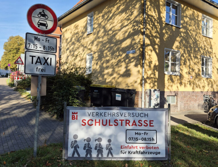 „Schulstraße“ an der Sudbrackschule!